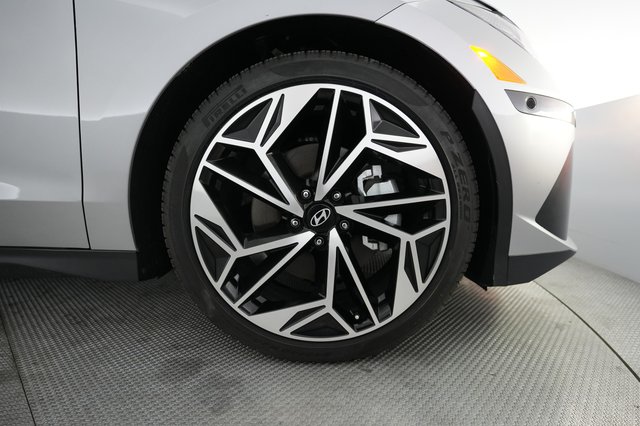 2024 Hyundai IONIQ 6 — photo 7 of 22