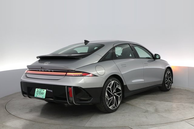 2024 Hyundai IONIQ 6 — photo 2 of 22