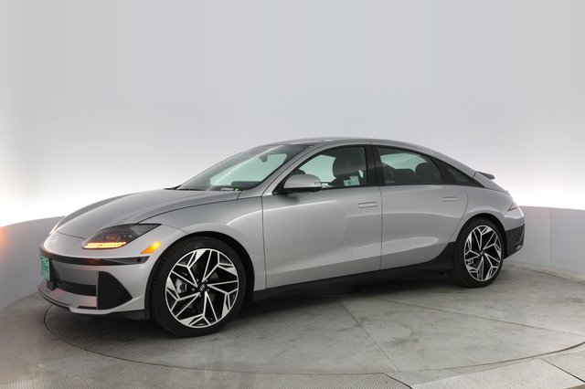 2024 Hyundai IONIQ 6 — photo 14 of 22