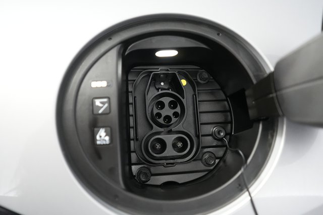 2024 Hyundai IONIQ 6 — photo 8 of 22