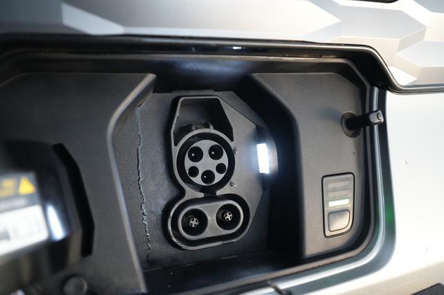 2024 Kia Niro EV — photo 8 of 20
