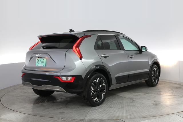 2024 Kia Niro EV — photo 2 of 20