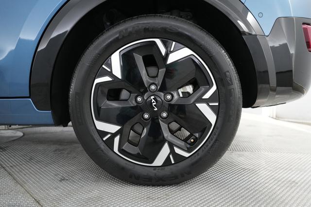 2023 Kia Niro EV — photo 7 of 21