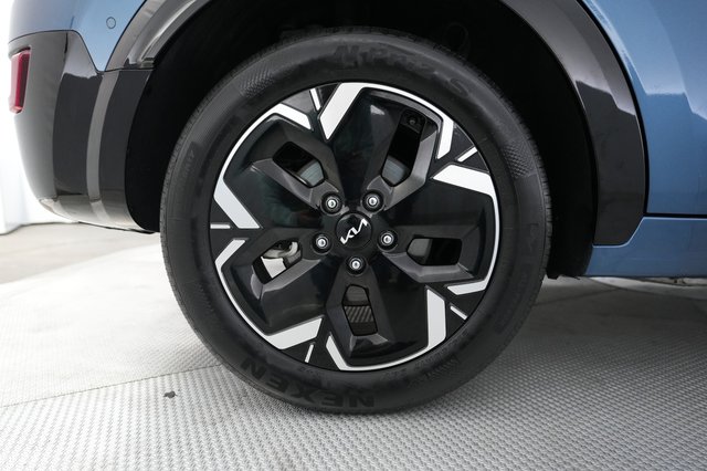 2023 Kia Niro EV — photo 16 of 21