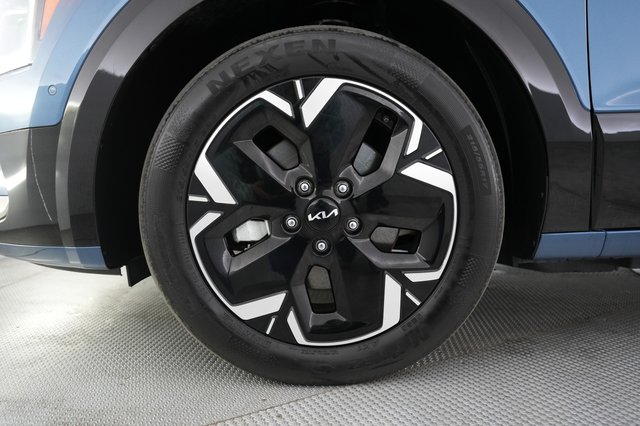 2023 Kia Niro EV — photo 15 of 21