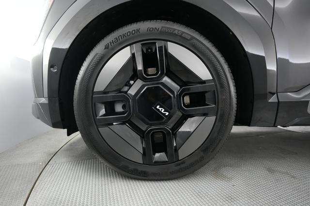 2024 Kia EV9 — photo 7 of 22