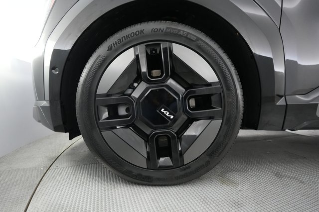 2024 Kia EV9 — photo 7 of 22