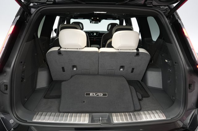 2024 Kia EV9 — photo 6 of 22