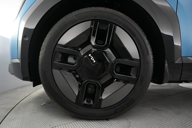 2024 Kia EV9 — photo 16 of 26