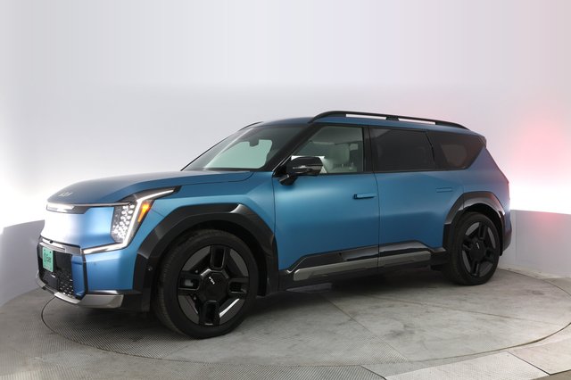 2024 Kia EV9 — photo 14 of 26