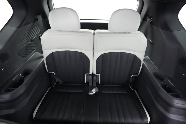 2024 Kia EV9 — photo 21 of 26