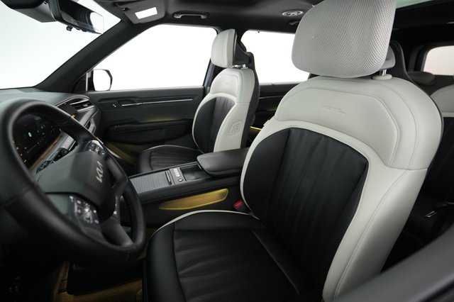2024 Kia EV9 — photo 3 of 26