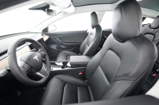 2020 Tesla Model 3 — photo 3 of 21