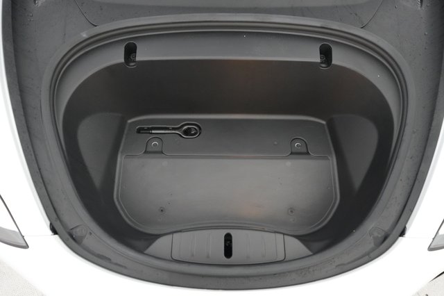 2020 Tesla Model 3 — photo 20 of 21