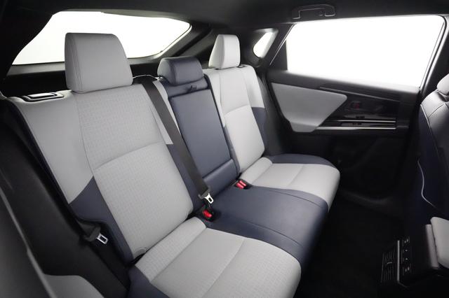 2023 Subaru Solterra — photo 4 of 20