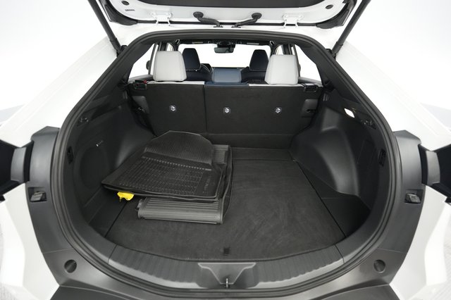 2023 Subaru Solterra — photo 6 of 20