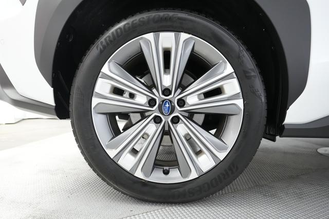 2023 Subaru Solterra — photo 7 of 20