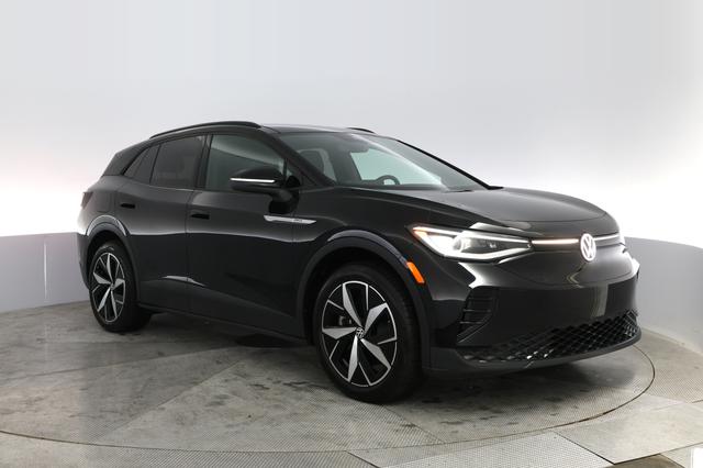 2025 Volkswagen ID.4 — photo 10 of 21