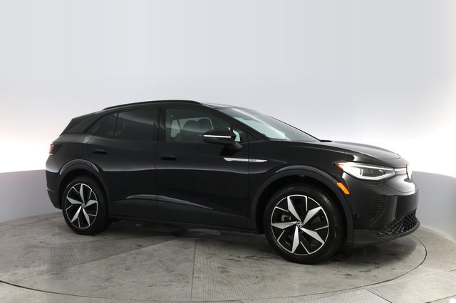 2025 Volkswagen ID.4 — photo 11 of 21