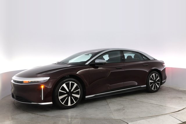 2023 Lucid Air — photo 8 of 20