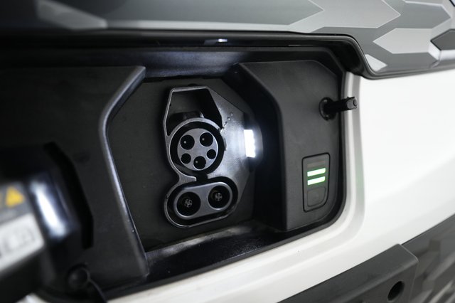 2023 Kia Niro EV — photo 8 of 20