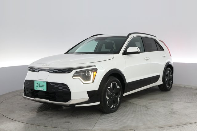 2023 Kia Niro EV — VIN KNDCR3L14P5061356