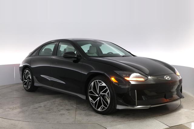 2023 Hyundai IONIQ 6 — photo 10 of 20