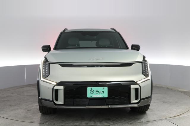 2024 Kia EV9 — photo 9 of 23