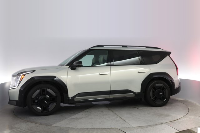 2024 Kia EV9 — photo 7 of 19