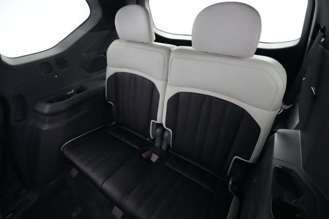 2024 Kia EV9 — photo 15 of 19