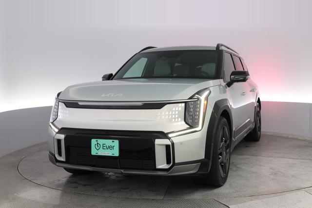 2024 Kia EV9 — VIN KNDAEFS55R6021051