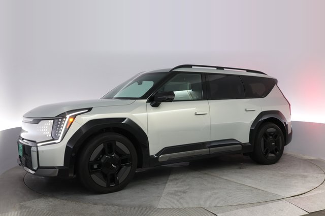 2024 Kia EV9 — photo 9 of 19