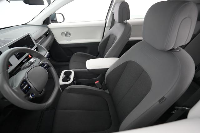 2024 Hyundai IONIQ 5 — photo 3 of 20