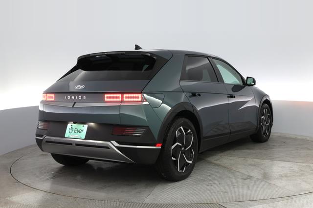 2024 Hyundai IONIQ 5 — photo 2 of 20