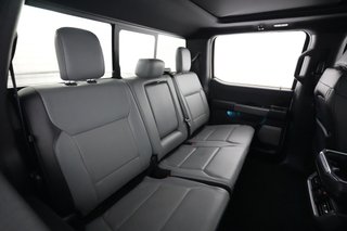 2023 Ford F-150 Lightning — photo 4 of 15
