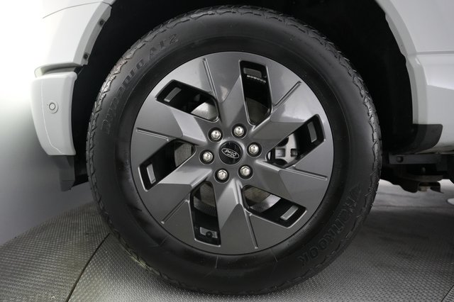 2023 Ford F-150 Lightning — photo 11 of 15