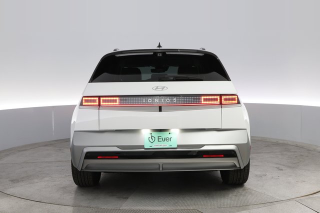 2025 Hyundai IONIQ 5 — photo 12 of 21