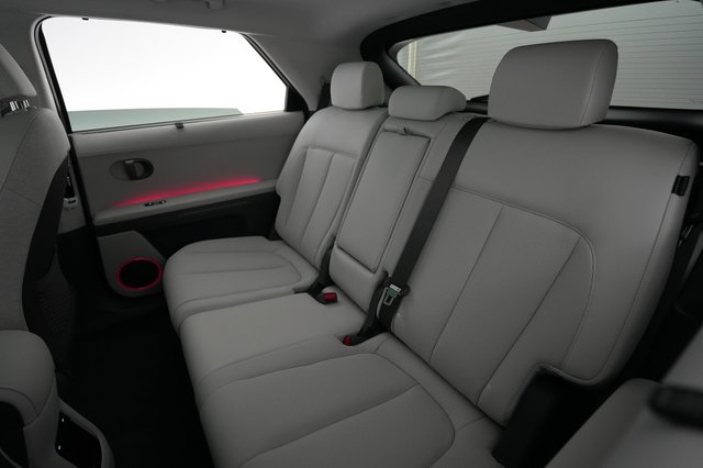 2025 Hyundai IONIQ 5 — photo 19 of 21