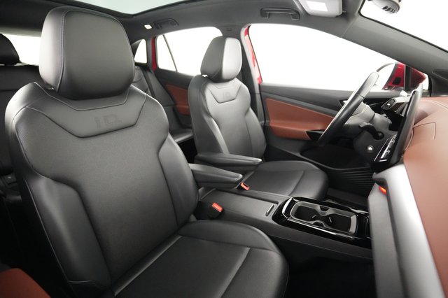 2022 Volkswagen ID.4 — photo 19 of 20