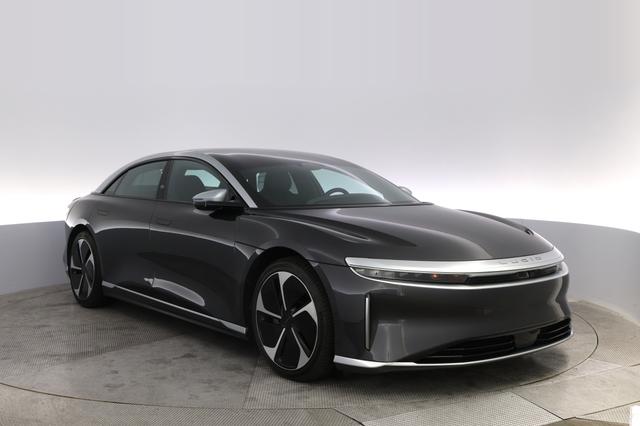 2023 Lucid Air — photo 10 of 21