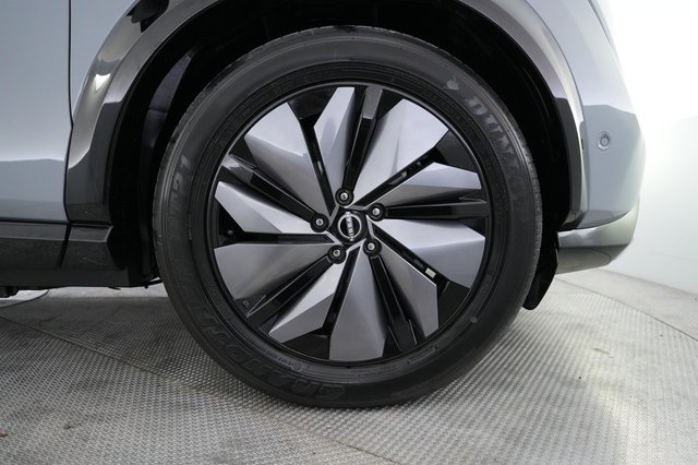 2023 Nissan Ariya — photo 16 of 21