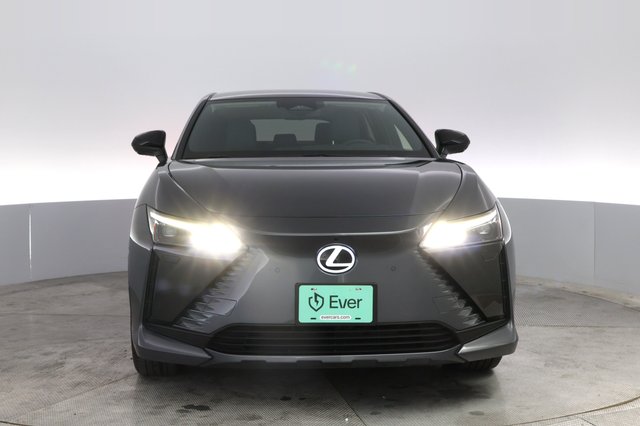 2023 Lexus RZ — photo 9 of 20