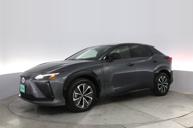 2023 Lexus RZ — photo 14 of 20