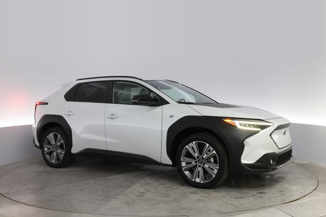 2023 Subaru Solterra — photo 11 of 20