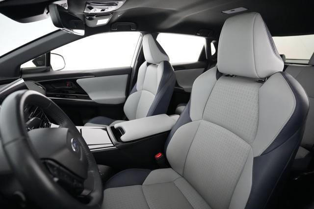 2023 Subaru Solterra — photo 3 of 20