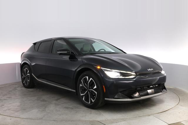 2023 Kia EV6 — photo 10 of 23