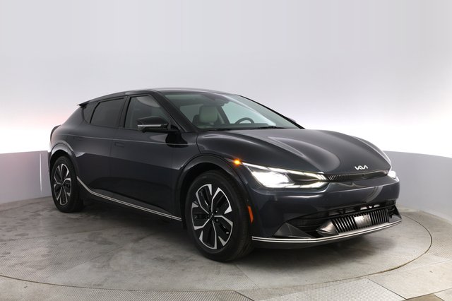 2023 Kia EV6 — photo 10 of 23