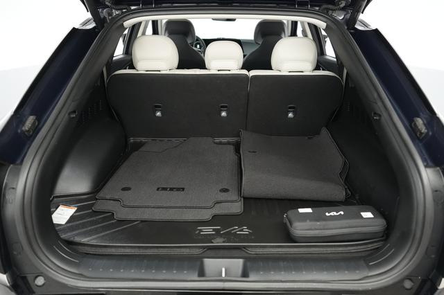 2023 Kia EV6 — photo 6 of 23