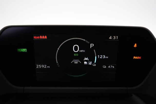 2025 Toyota bZ4X — photo 5 of 20