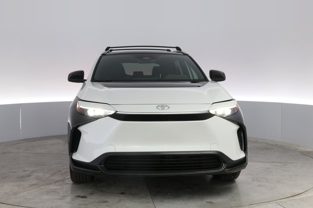 2025 Toyota bZ4X — photo 9 of 20